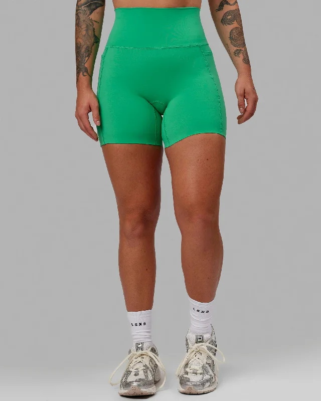 Elixir Mid-Length Shorts with Pockets - Holly Green